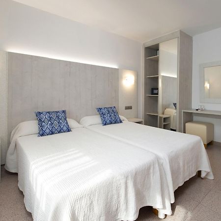 Hostal Roca Сан-Антоніо Екстер'єр фото